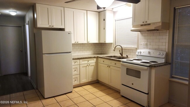 Photo - 365 SE Castillo Terrace