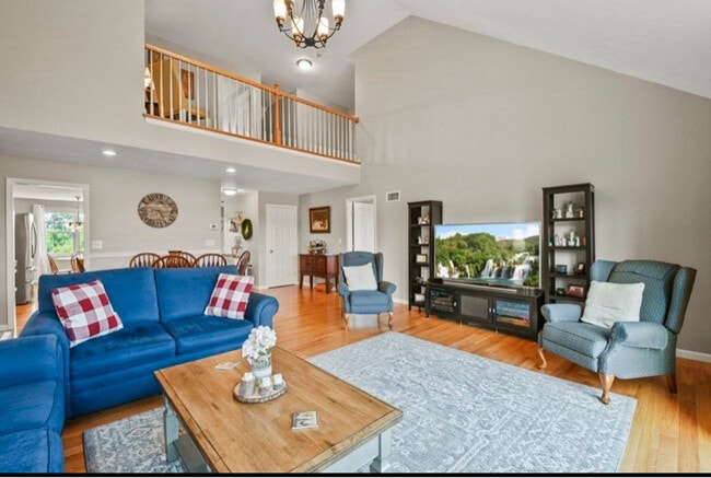 Photo - 148 Ariel Cir Townhome