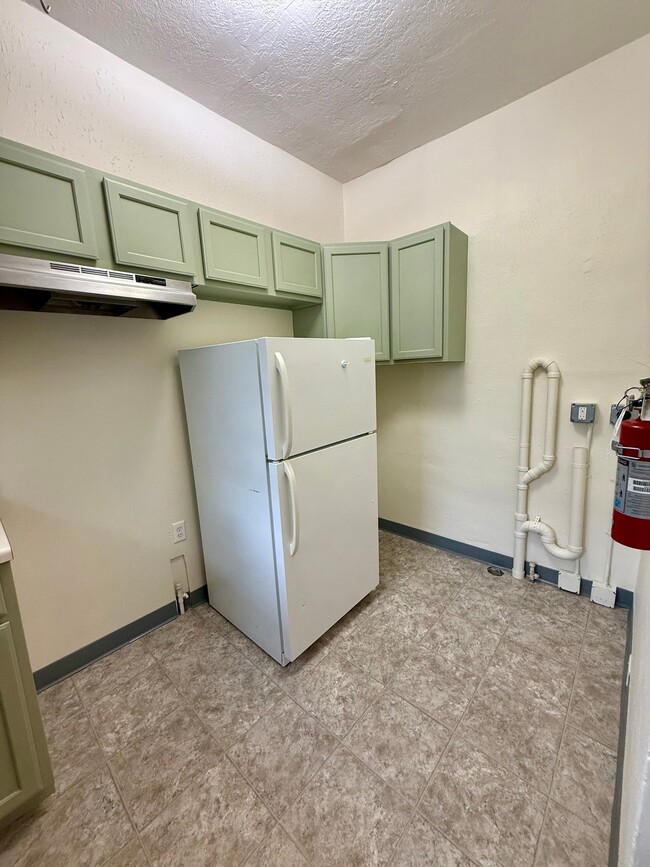 Photo - 216 S H St Unit A