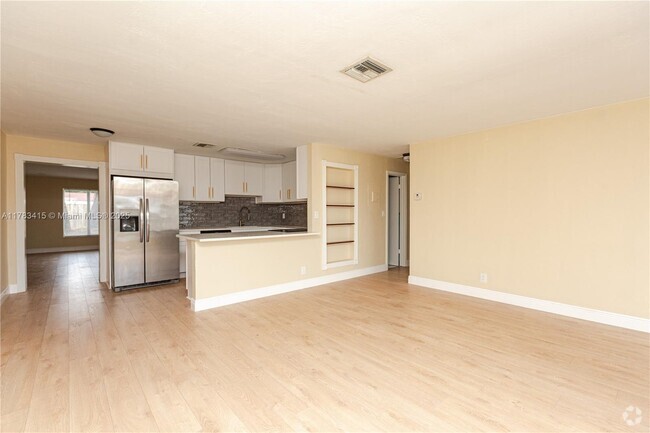 Building Photo - 6617 Simms St Rental