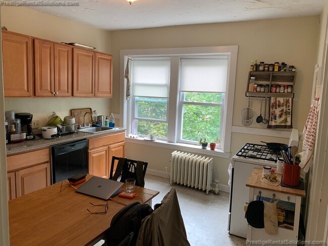 Photo - 238 South St Unit 2