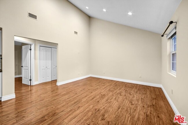 Photo - 4020 Brunswick Ave