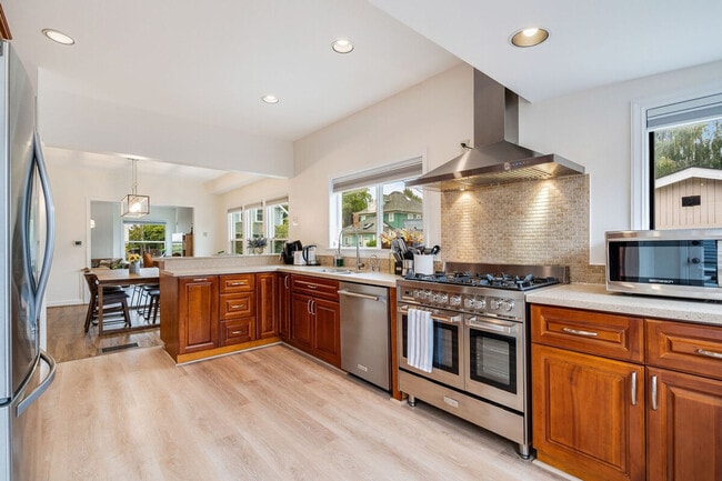 Photo - 2403 7th Ave W Unidad ID1036024P