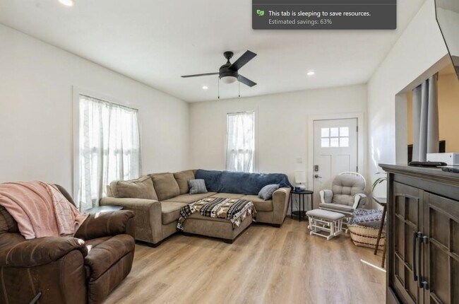 Photo - 222 W State St