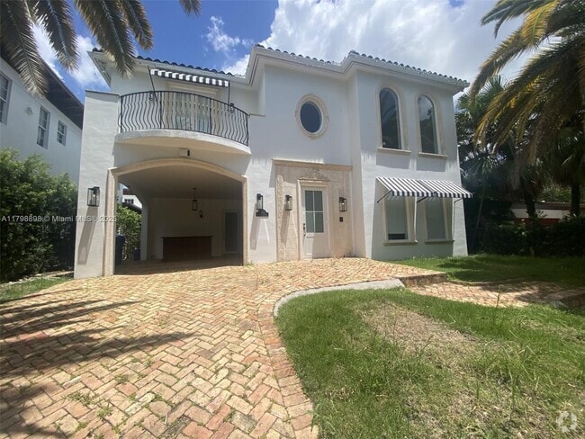 Building Photo - 2422 S Miami Ave Rental