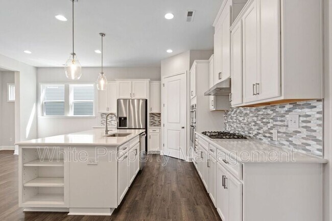 Photo - 17118 Sand Bank Rd