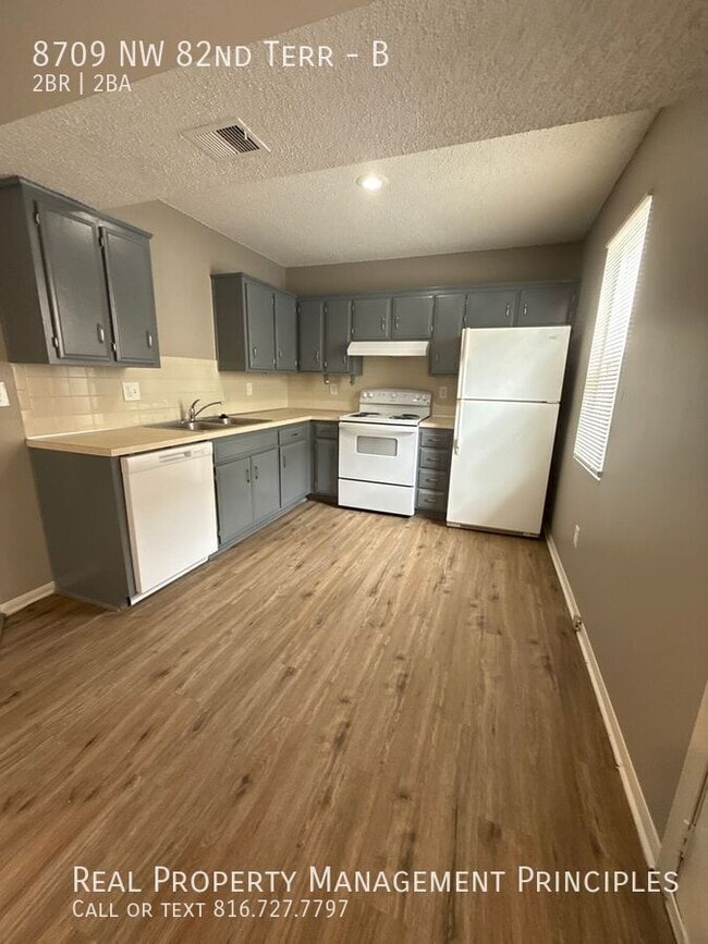 Building Photo - 8709 NW 82 Terrace Unit B