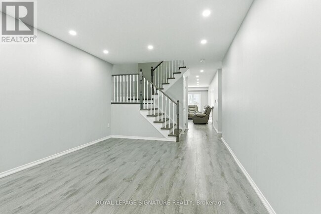 Photo - 16 Froggy Dr