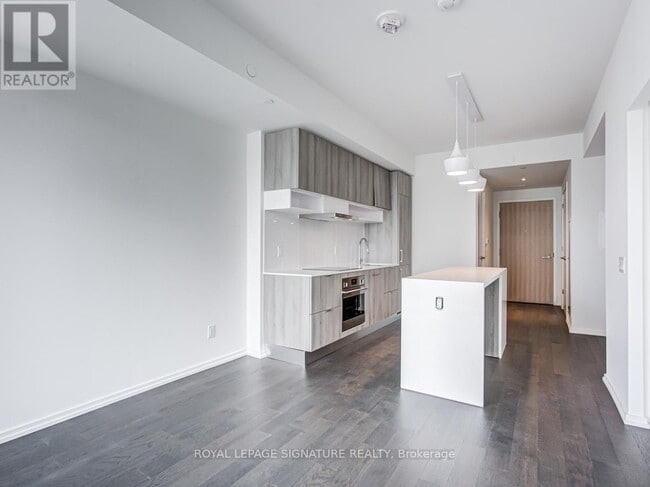 Photo - 5 Soudan Ave Unité 2010