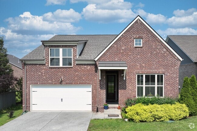 Building Photo - **2019-BUILT EXECUTIVE HOME IN A CUL-DE-SA...