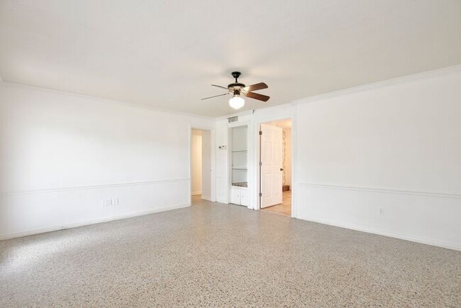 Photo - Beautiful 3/2 Spacious Pool Home with a Fenced Backyard and 1 Car Garage in Lake Marsha - Orlando!