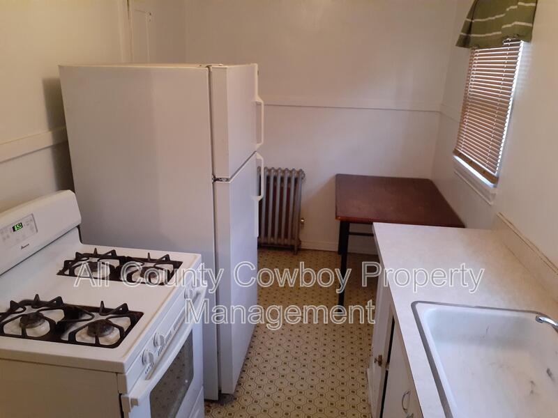 Photo - 769 N 8th St