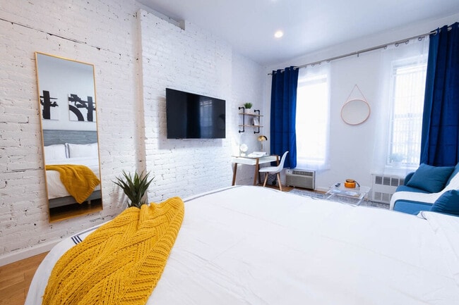 Photo - 240 E 26th St Unit FL4-ID1021813P