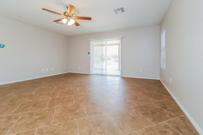 Photo - 22614 W Papago St