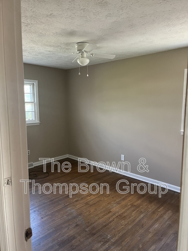 Photo - 356 Radcliffe Rd Unit B