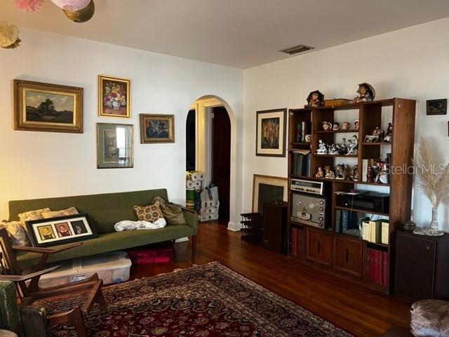 Photo - 109 Huron Ave