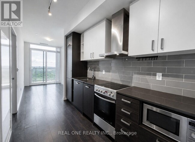 Photo - 125 Redpath Ave Unité Ph112