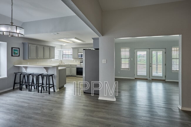 Photo - 1813 Lazy Lake Dr