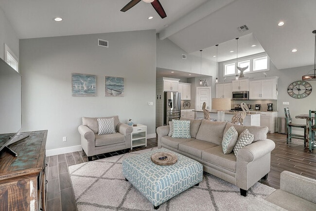 Building Photo - 409 Paradise Pointe Dr Unit ID1023253P