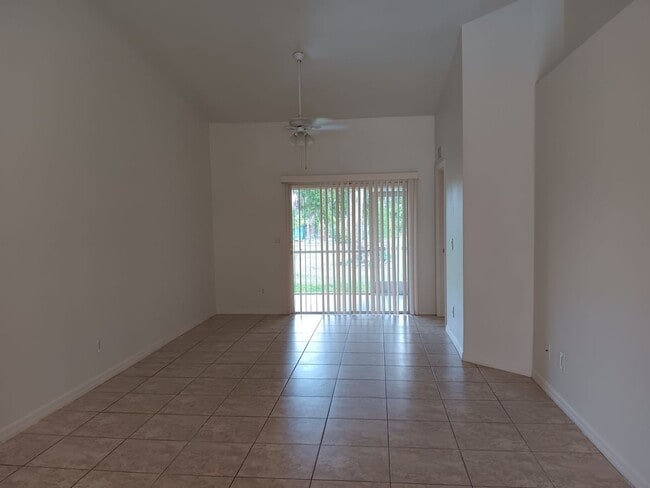 Photo - 3 BED 2 BATH DUPLEX FOR RENT