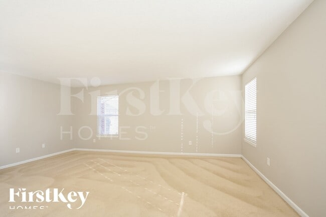 Photo - 11138 Guy St