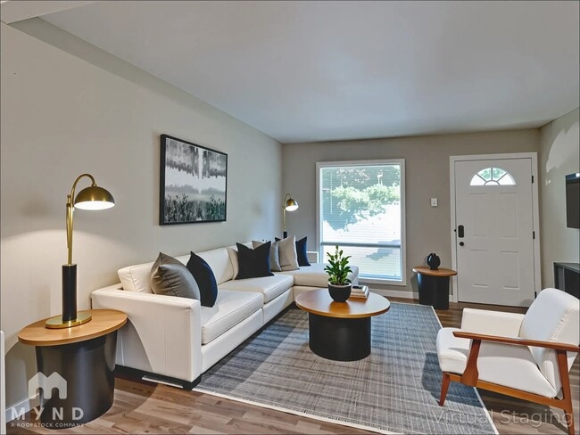 Photo - 502 Fairlane Cir NW