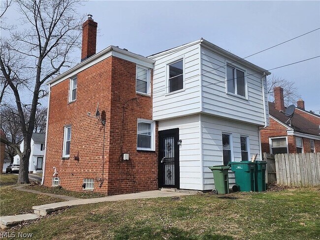 Photo - 5435 Beechwood Ave