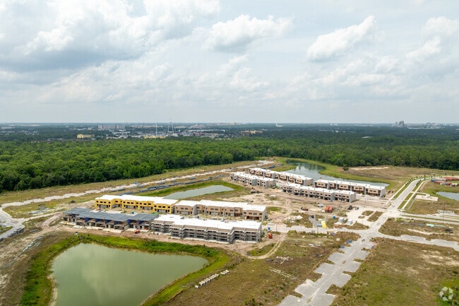 5500 W Irlo Bronson Memorial Hwy Kissimmee, FL 34746 - Magic Village Condominiums