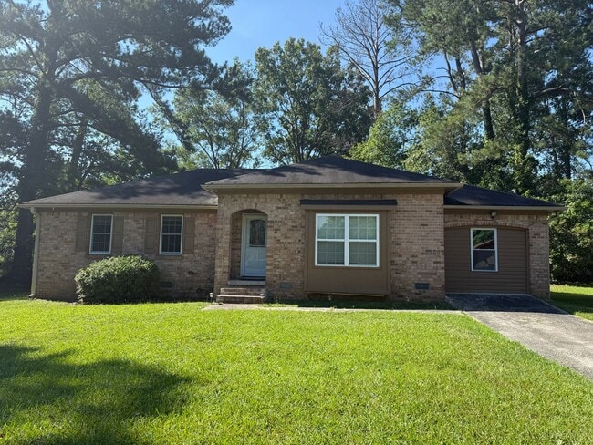 Building Photo - Saint Andrews Rental