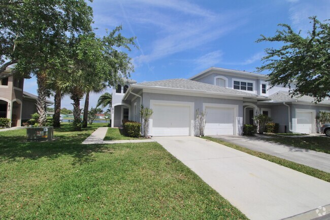 Building Photo - 1812 Sandhill Crane Dr Unit 1 Rental