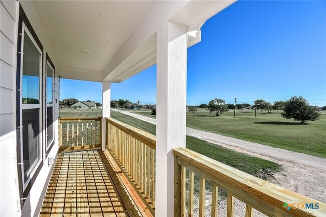 Photo - 544 Buckskin Dr