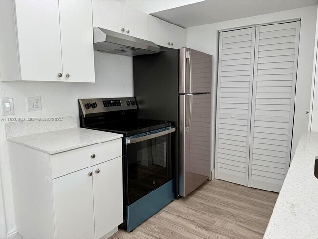 Photo - 4086 N Pine Island Rd Unit 500