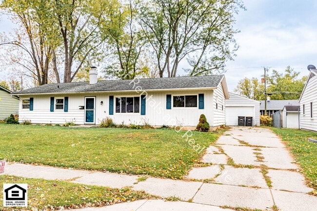 Photo - 1727 Maplewood Rd