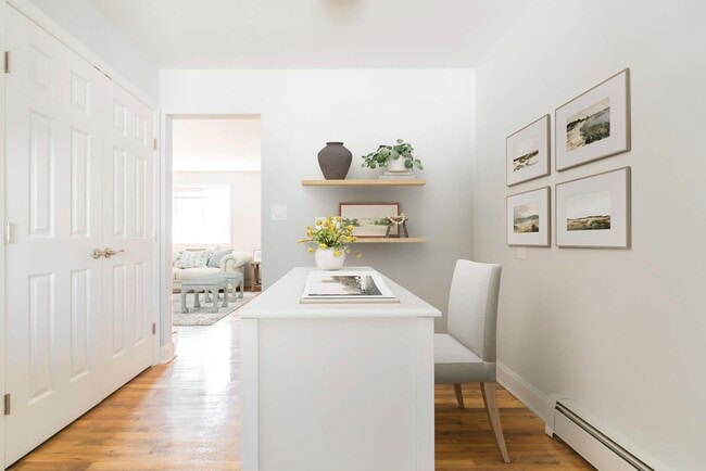 Photo - Bellmore Manor Gardens