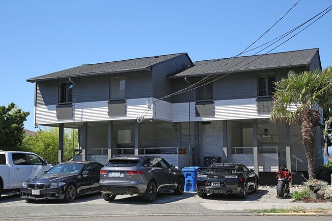 Building Photo - 2 Bedrooms on the Beach ***Under Renovatio... Unit 3801 Rental