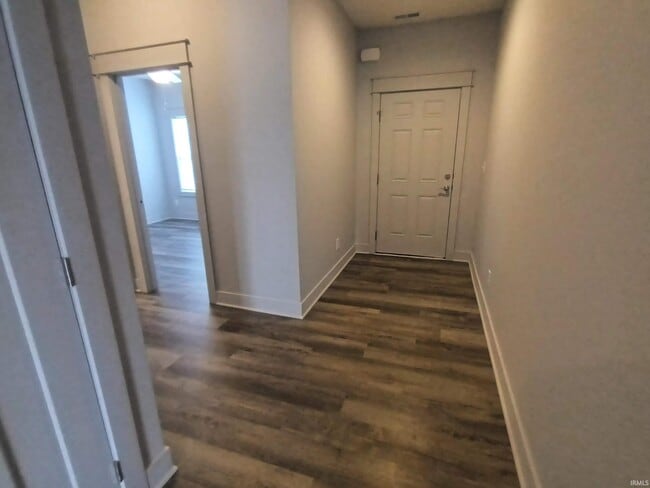 Photo - 1231 W Rangeview Cir