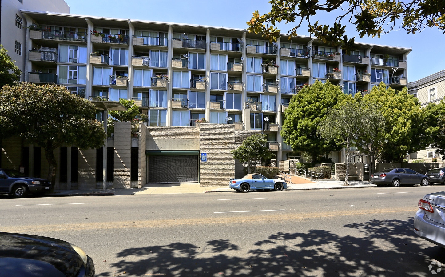 Photo - 1760 Bush St