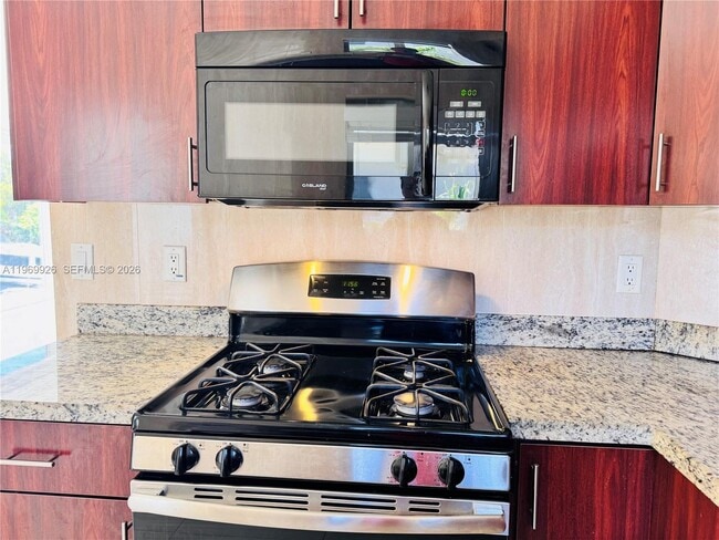 Photo - 1035 94th St Unidad 4