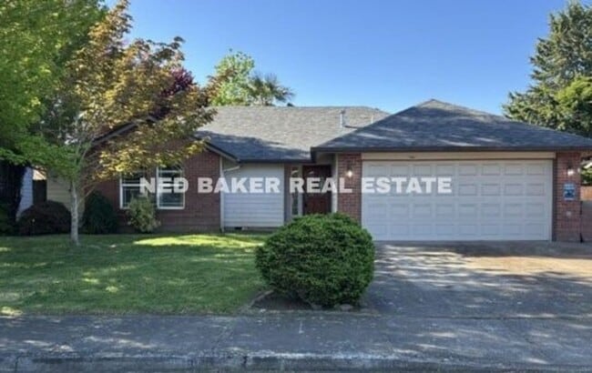 Building Photo - 3Bd/2Ba Single Story House - Available Soon!
