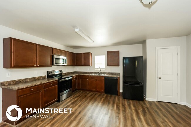 Photo - 306 Blackfoot Trail