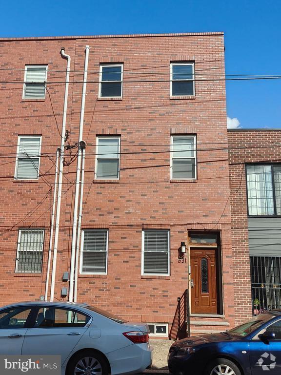 Building Photo - 631 N 11th St Rental