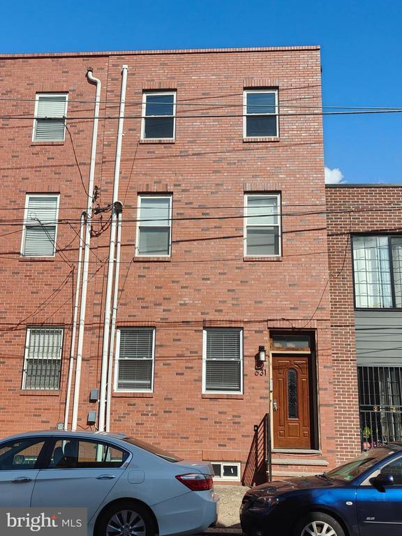 Building Photo - 631 N 11th St Rental