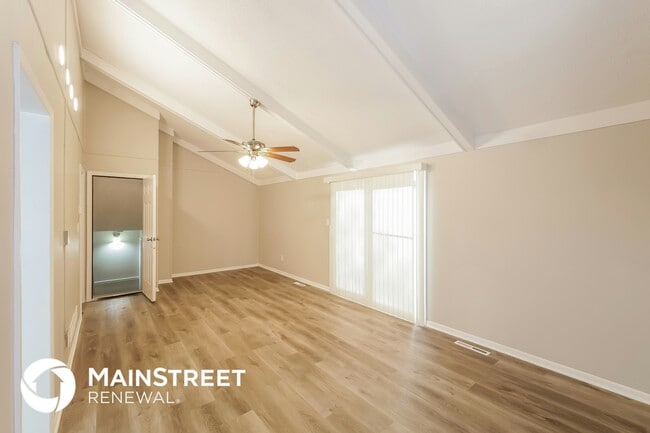 Building Photo - 9112 Robinson St Rental