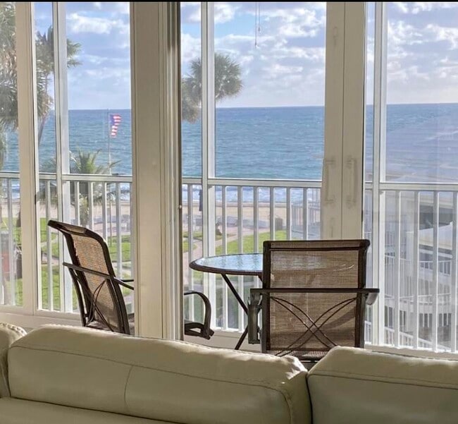 Building Photo - 1530 S Ocean Blvd Unit 303