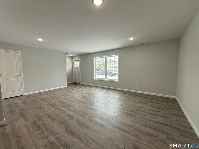 Photo - 96 Collis St