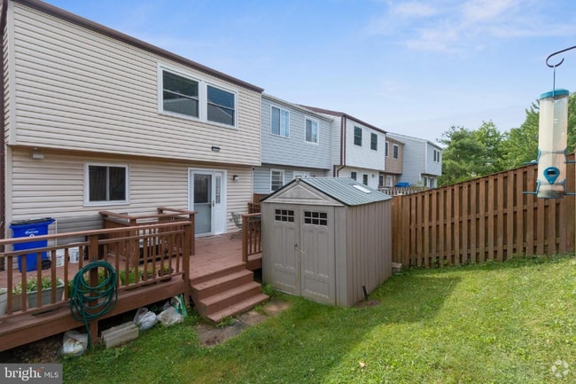 Building Photo - 9239 Redbridge Ct Rental