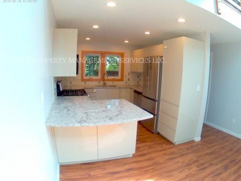 Photo - Modern 1BR+ Loft ADU with Private Fenced Yard & Gas Range Unit B (ADU)