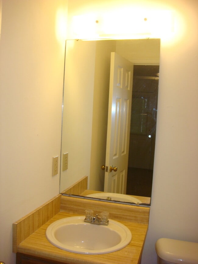 Photo - Renovated Duplex in Auburn!