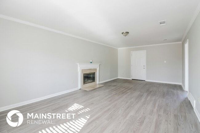 Photo - 7172 Market Square Dr