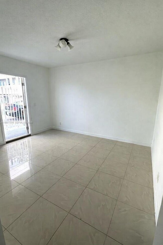 Photo - 1770 NW 19th Terrace Unit G